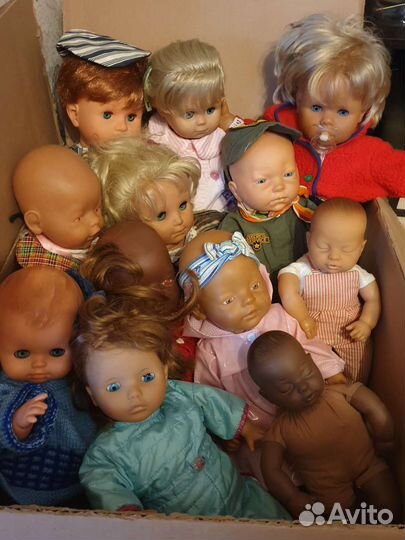 12 кукол немецких, целая коробка немецких игрушек