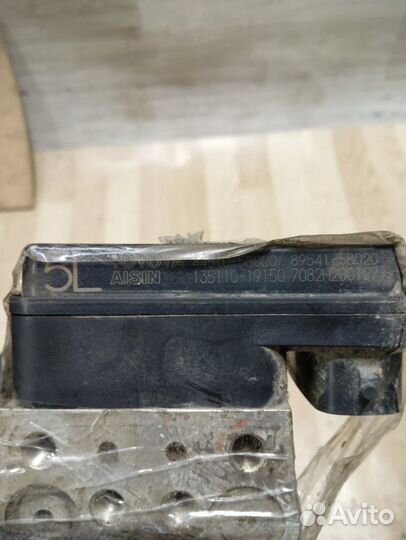 Блок ABS Toyota Alphard ANH15W 2AZ-FE 2003