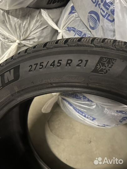 Michelin Pilot Alpin 5 SUV 275/45 R21 и 315/40 R21 V