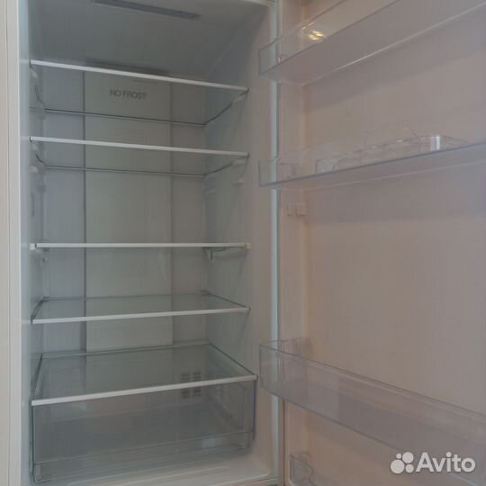 Холодильник Haier CEF537CWF-G, белый