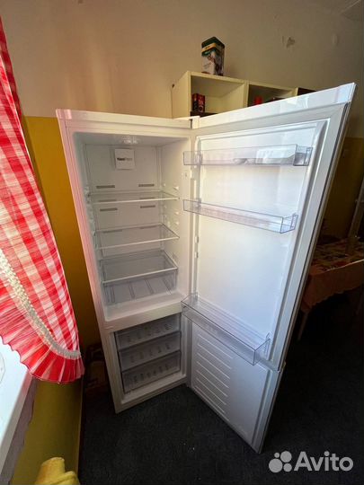 Холодильник