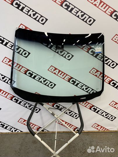 Лобовое стекло Mazda CX-7 Установка 1ч