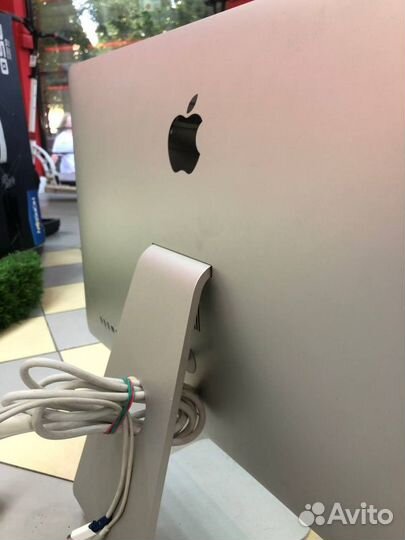 Монитор 27 Apple Thunderbolt Display 27