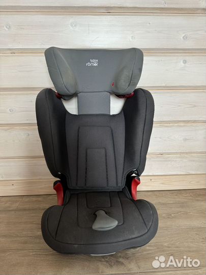 Детское автокресло britax romer