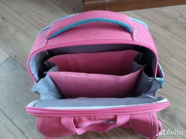 Школьный рюкзак