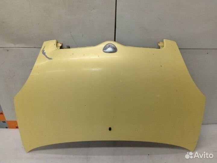 Капот Toyota Vitz