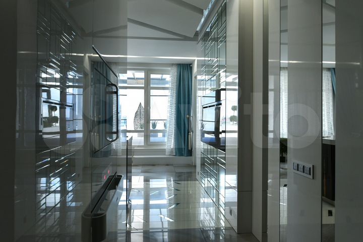 4-к. квартира, 225 м², 10/23 эт.