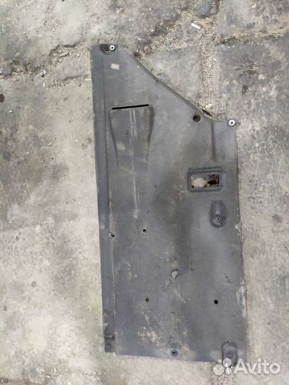 Защита днища задняя правая Hyundai sonata 7 LF 201