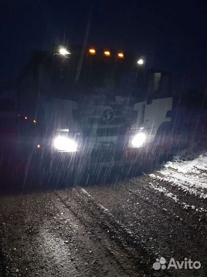 Водитель самосвала