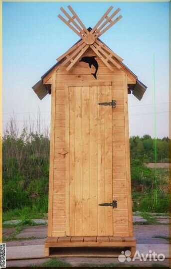 Уличный туалет деревянный HME560