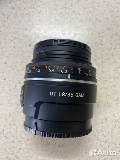Sony DT 35mm F1.8 SAM (SAL35F18)