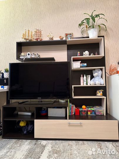 Стенка горка стеллаж в гостиную