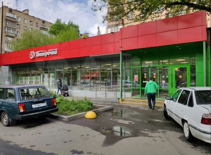 Продам торговое помещение, 572 м²