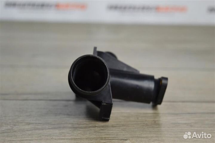 Фланец системы охлаждения citroen C4 (2)