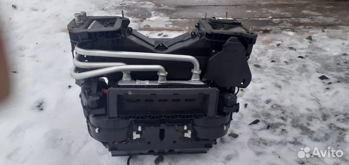 Корпус отопителя печки в сборе с моторчиком bmwe60