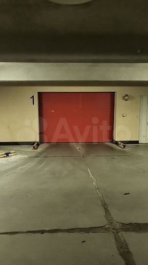 Машиноместо, 13 м²