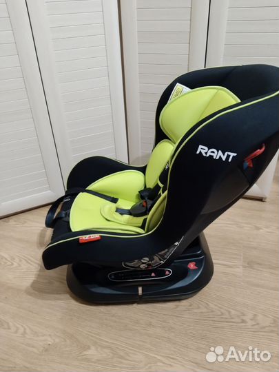 Автомобильное кресло