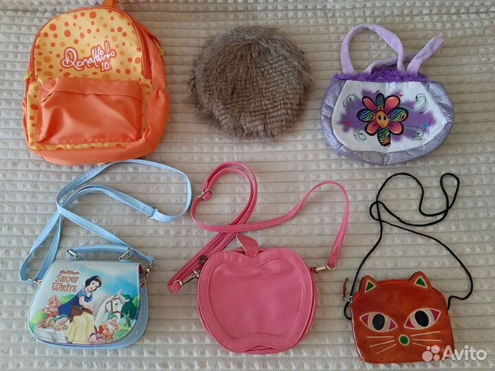 Сумочки, рюкзаки для девочки