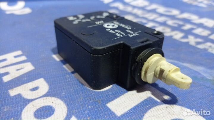 Активатор замка багажника Bmw Z3 кабриолет M44B19