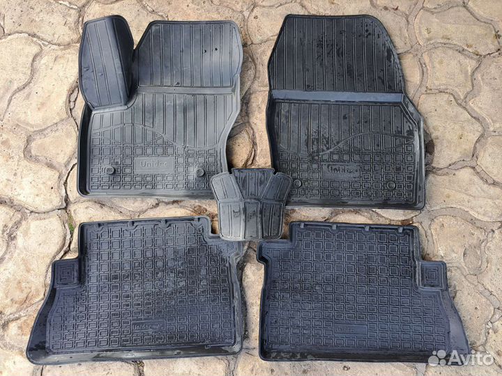 Ковры в салон автомобиля резиновые ford kuga 2