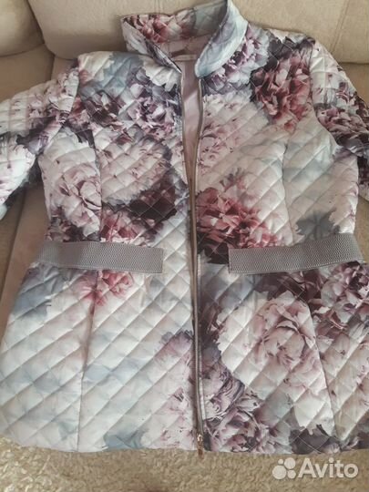 Куртка женская новая Zarina