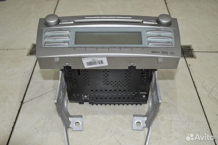 Штатная магнитола Toyota Camry 40