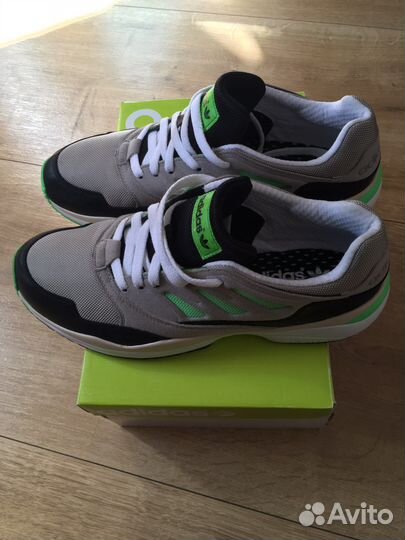 Кроссовки adidas