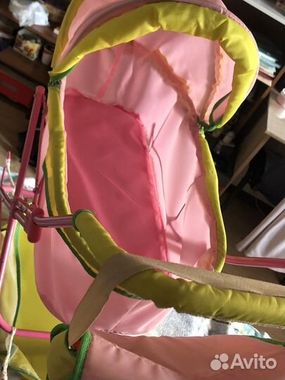 Коляска кукольная