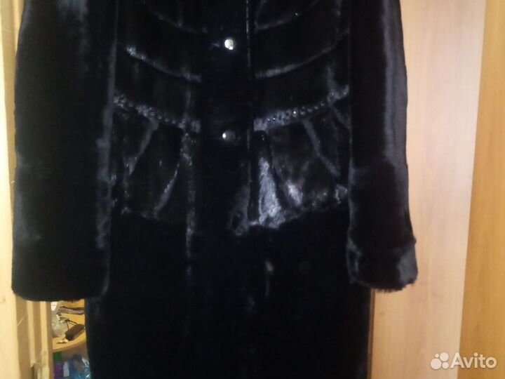 Продам мутоновую шубу