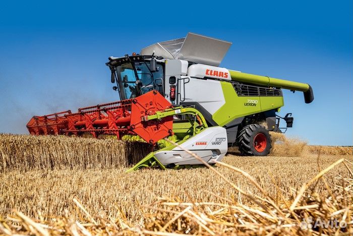 Комбайн Claas Lexion, 2022