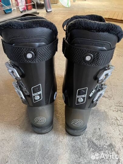 Горнолыжные ботинки 25.5 Lange sx 70