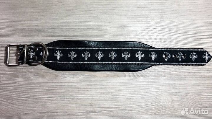 Поводок. Ошейник. Мяч для собак