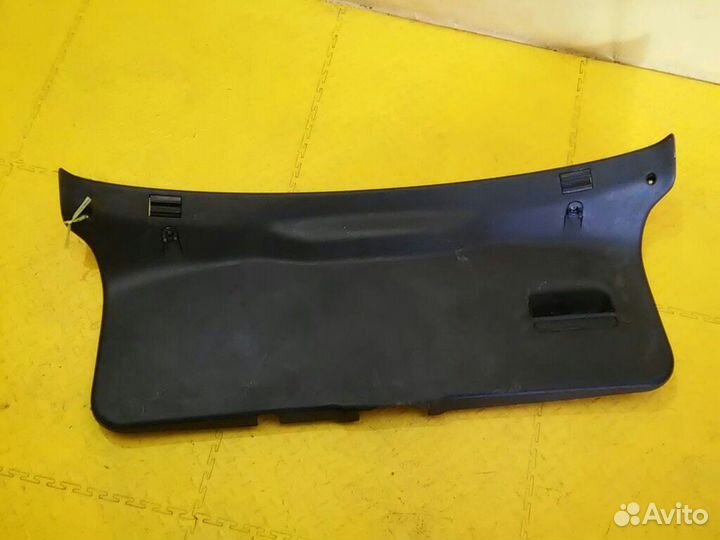 Обшивка багажника Astra G