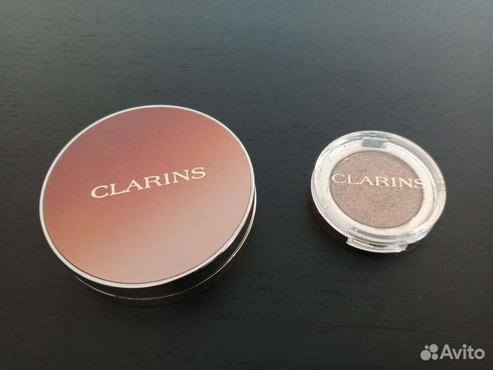 Clarins тени