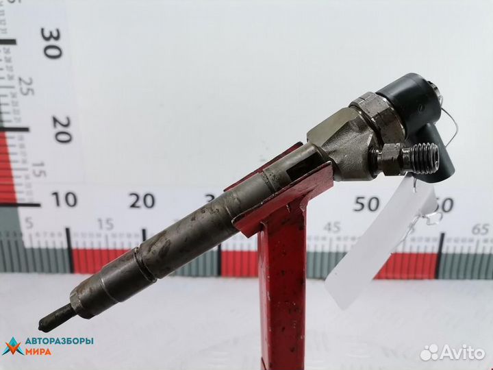 Форсунка Chrysler PT Cruiser 2002 05137257AB