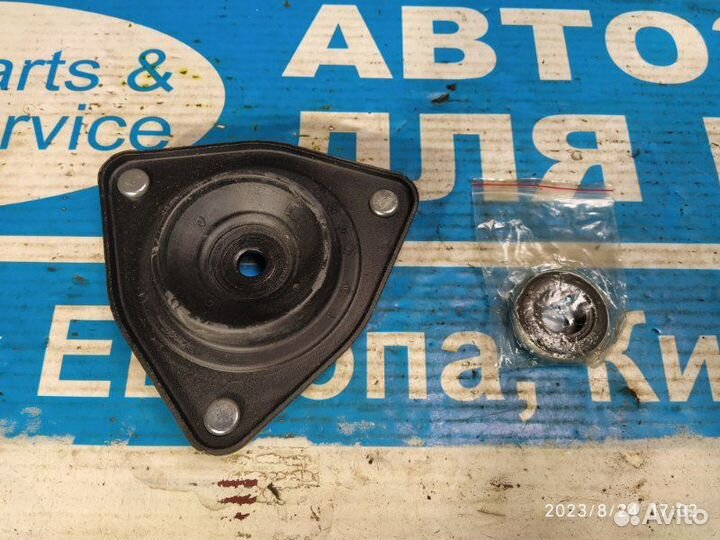 Опора стойки передняя Ford Escort 1995-2000