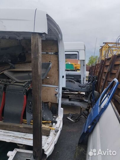 Четверть mercedes sprinter w906