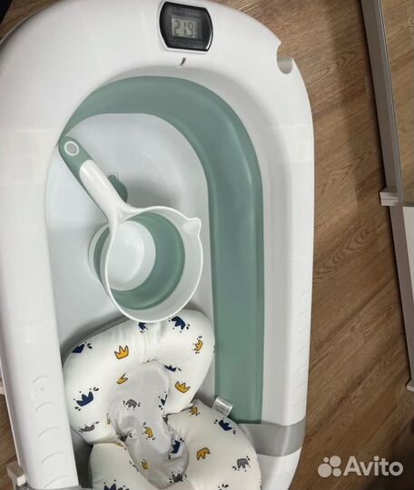 Ванночка для купания новорожденного