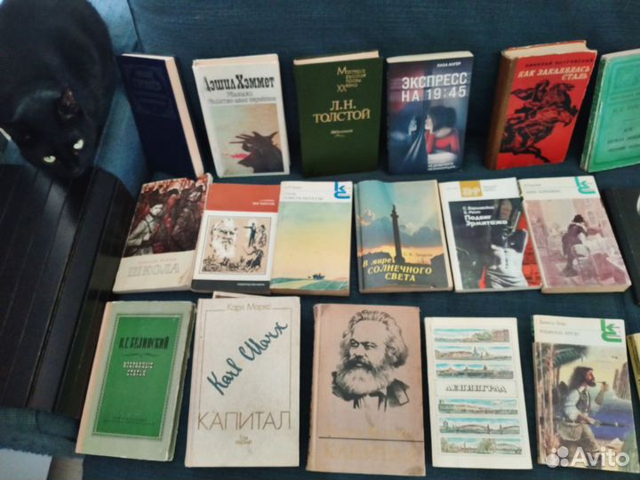 Продам книги