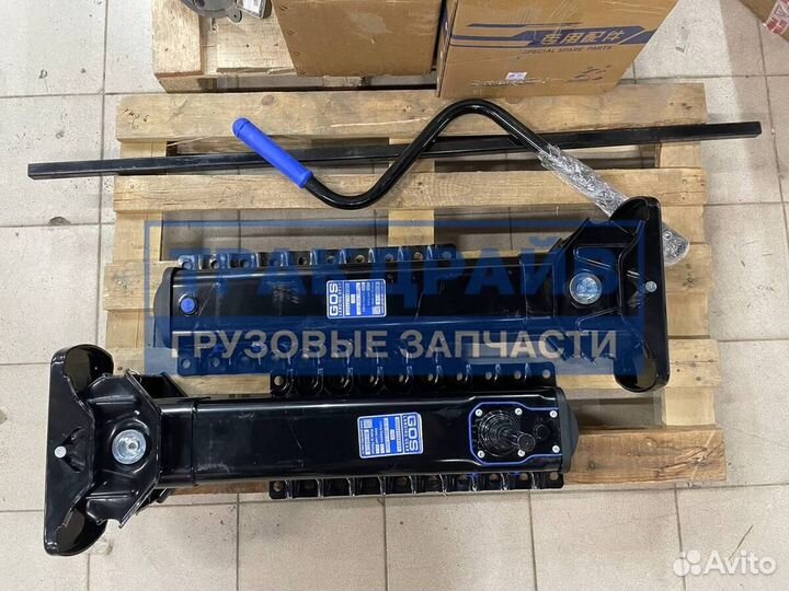 Лапа полуприцепа 750 мм