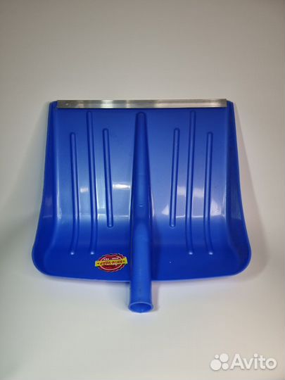 Лопата для уборки снега