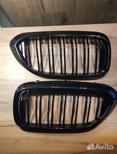 Решетка радиатора «ноздри» BMW 5 G30 M-стиль