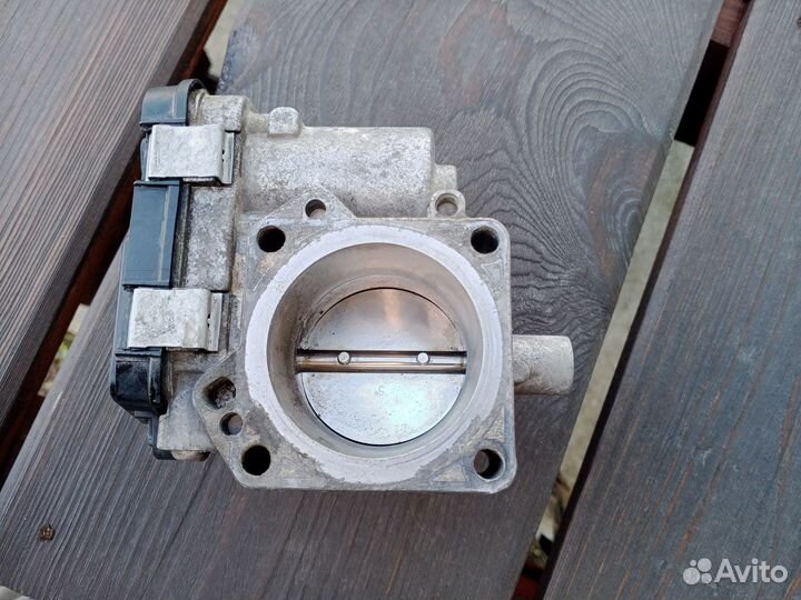 Дроссельная заслонка VAG 03F133062