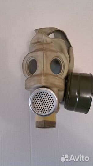 Противогазы разных моделей