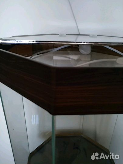 Аквариум с тумбой