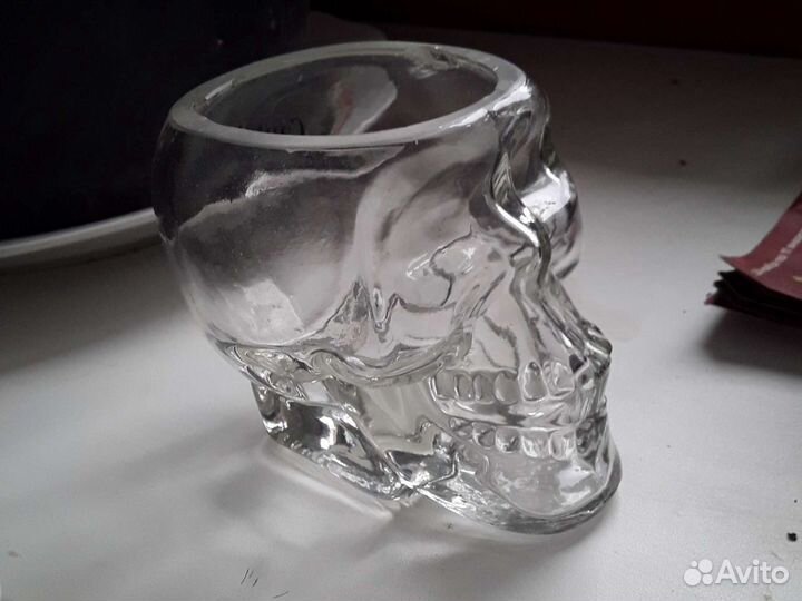 Бокалы для ромы сделан из стекла под хрусталь ввид