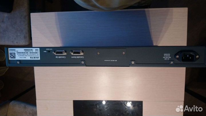 Маршрутизатор с рое Avaya 4550t-PWR