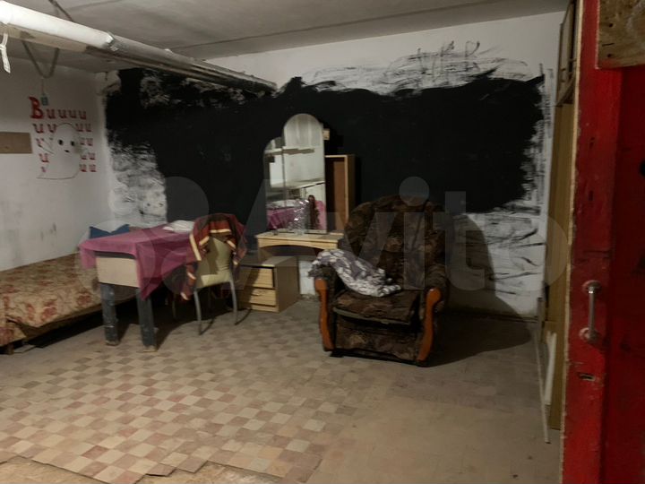 Помещение на первой линии Молодогвардейской