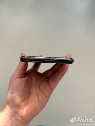 Телефон iPhone xs