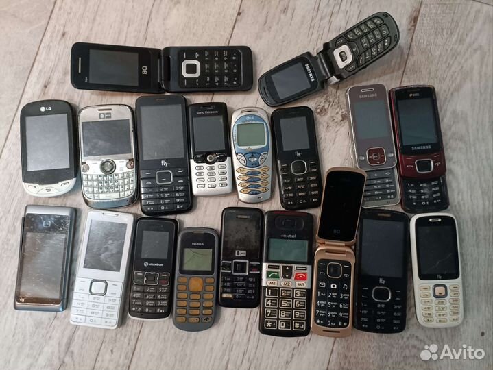 Телефоны на запчасти 60шт
